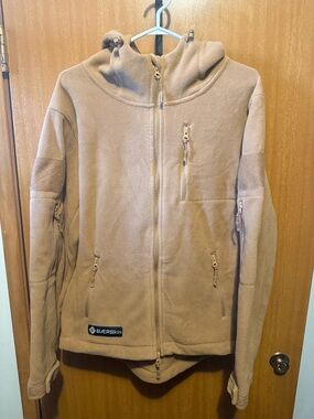Baerskin Tan Hooded Fleece Jacket with Zip Pockets